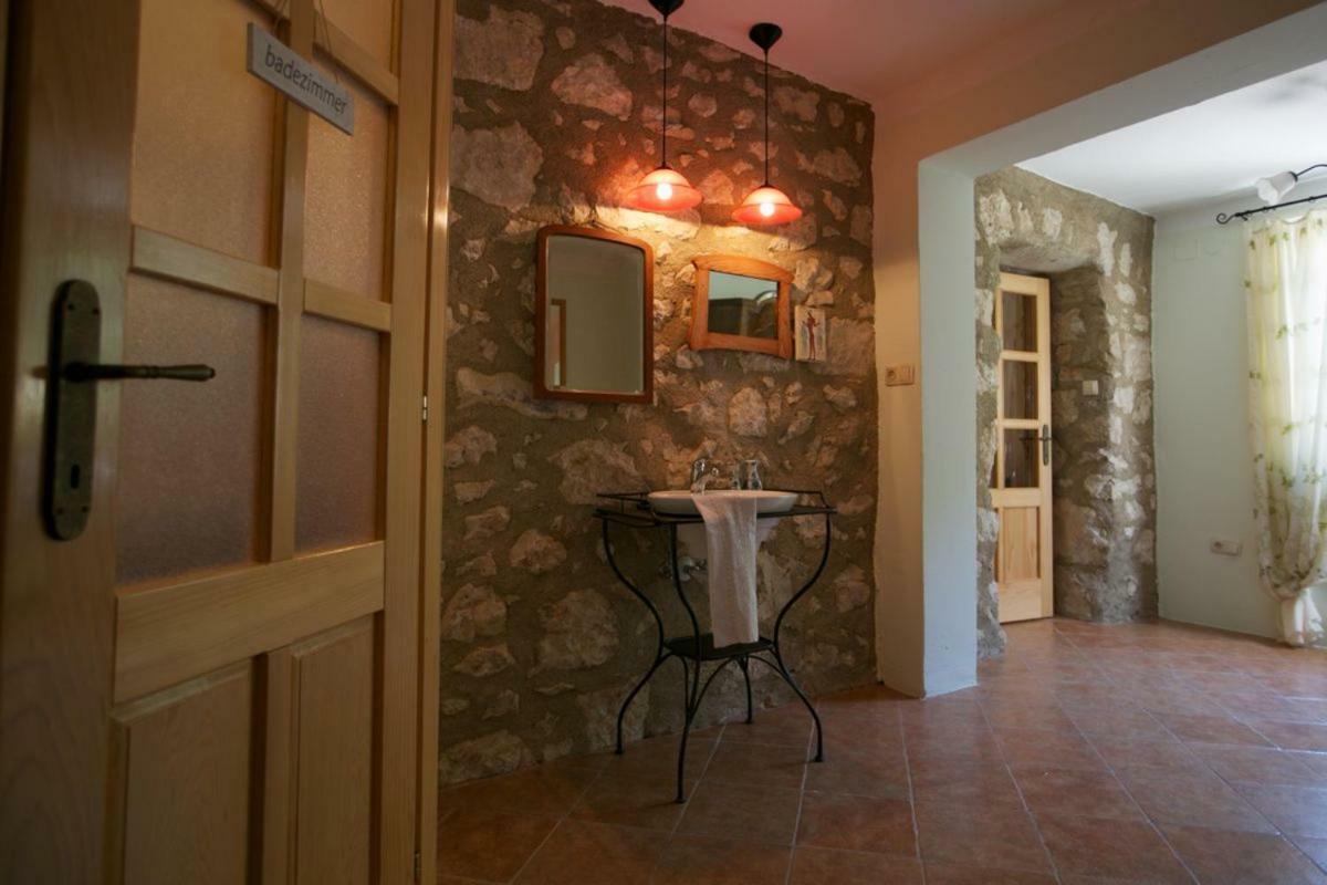 Abeona Mediterranean Villa Drivenik Luaran gambar